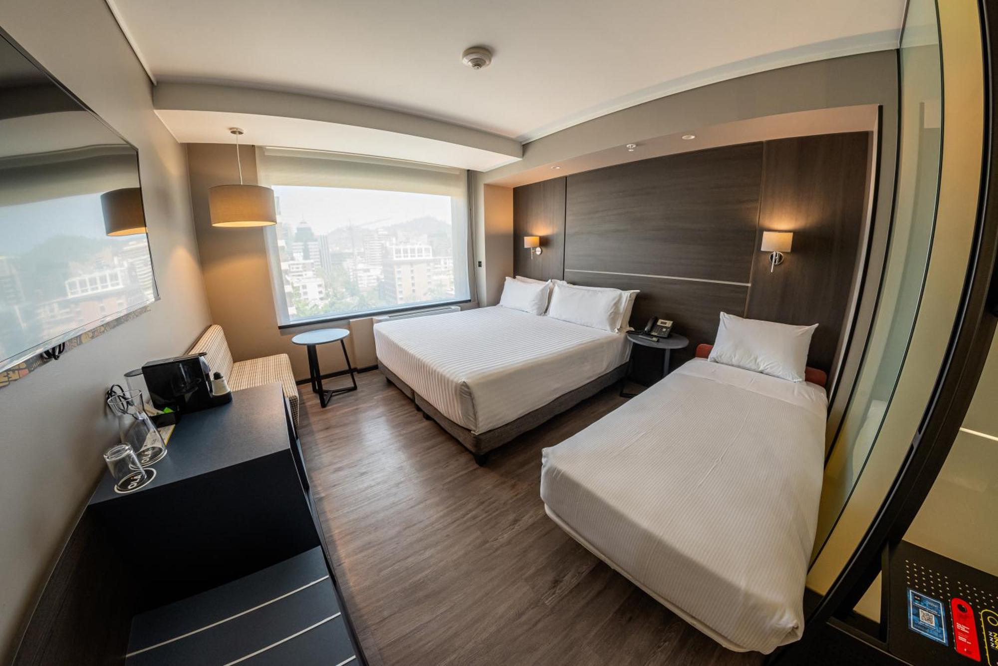 Ola Santiago Providencia, Tapestry Collection By Hilton Hotel Room photo