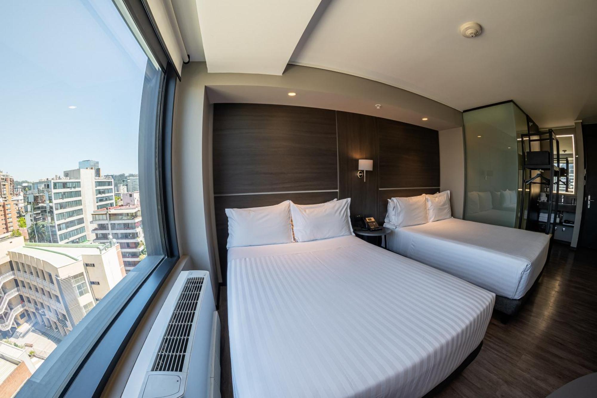 Ola Santiago Providencia, Tapestry Collection By Hilton Hotel Exterior photo