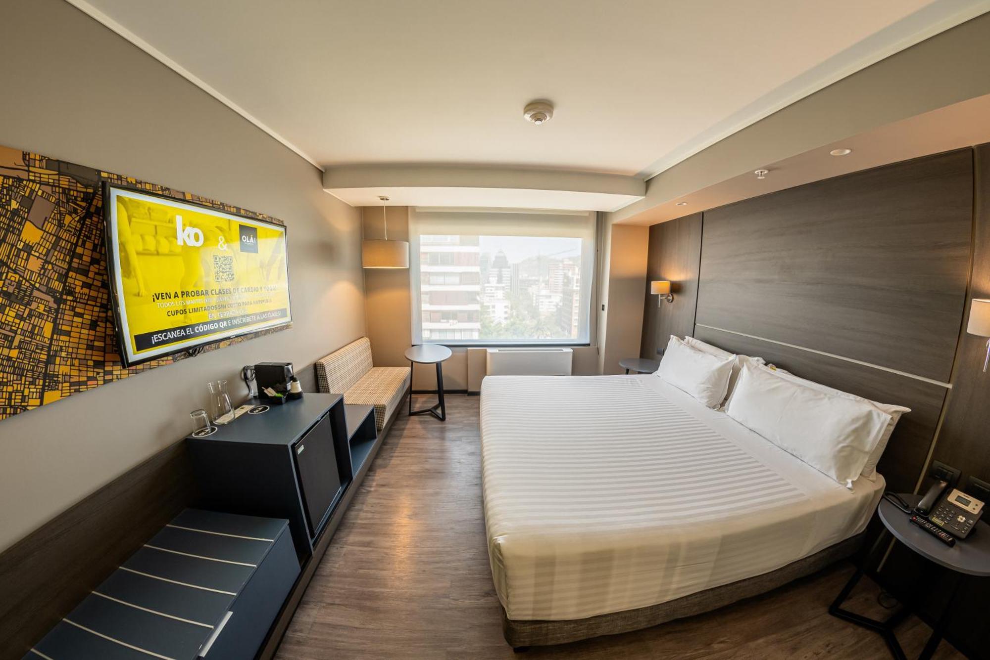 Ola Santiago Providencia, Tapestry Collection By Hilton Hotel Exterior photo